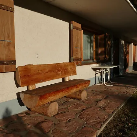 Apartamento Chiebrendli By Interhome