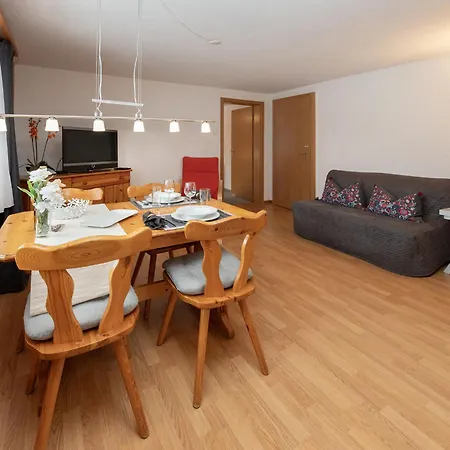 Appartement Chiebrendli By Interhome